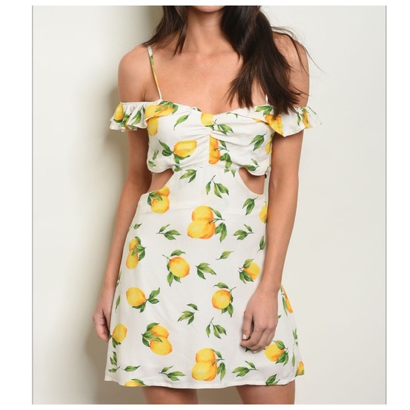 🆕Lemon print dress w/detail top part - Picture 2 of 6